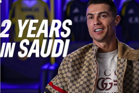  "اللحظة الأفضل وحلم آسيا".. الدوري السعودي يحتفي بمرور عامين على ضم رونالدو (فيديو) 